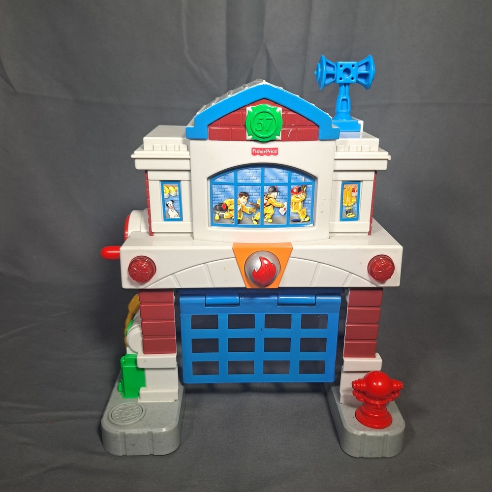 Fisher Price Geotrax Beamtown Fire Ambulance Station 57 Mattel 2006 Railway